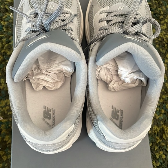 New Balance 2002 R - Picture 4 of 5